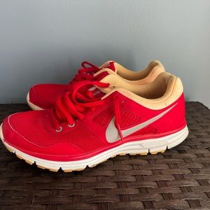 Nike Lunarfly Shoes